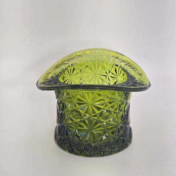 Vintage Forest Green Pressed Glass Starburst Column Vase/Decor Hat Shape - Picture 4 of 8